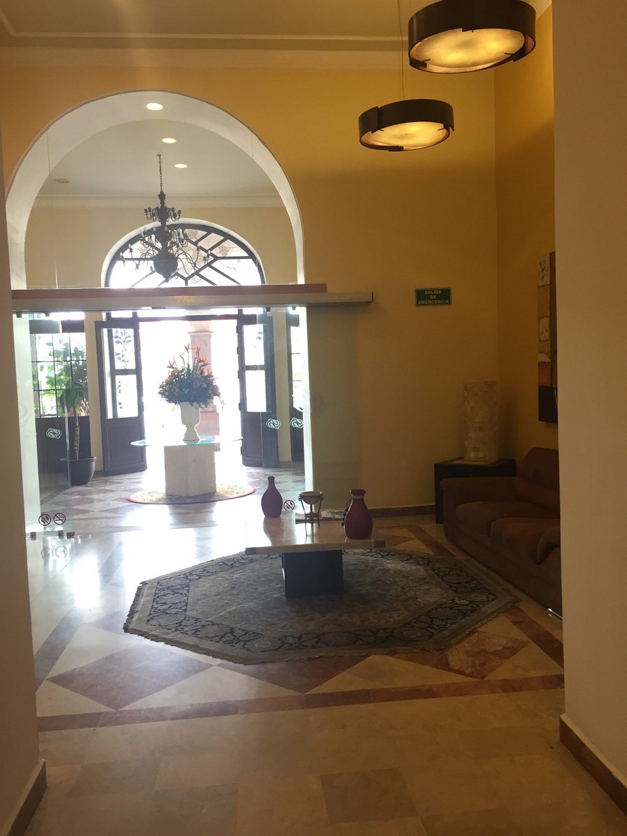 fer_roiz's tweet photo. Trabajando 😀 (@ Gran Hotel de Querétaro in Queretaro, QRO) https://t.co/ig1JvNK1c5 https://t.co/XVsX5dH2qz