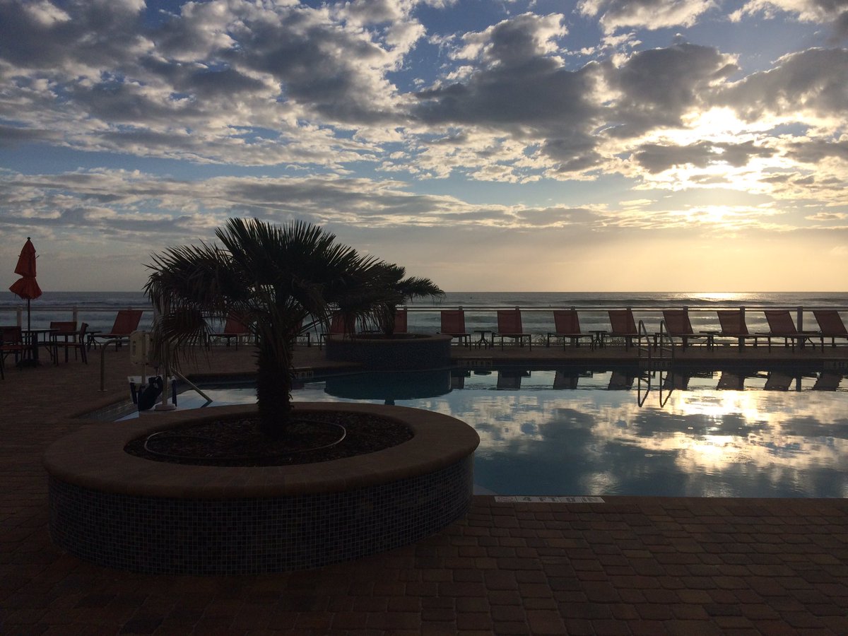 MKE_CheerCoach's tweet photo. #NCANationals2016 -woke up to this pool/ocean view, going to be a truly memorable day #1stNationals #PantherProud https://t.co/7JIrA2hG2O