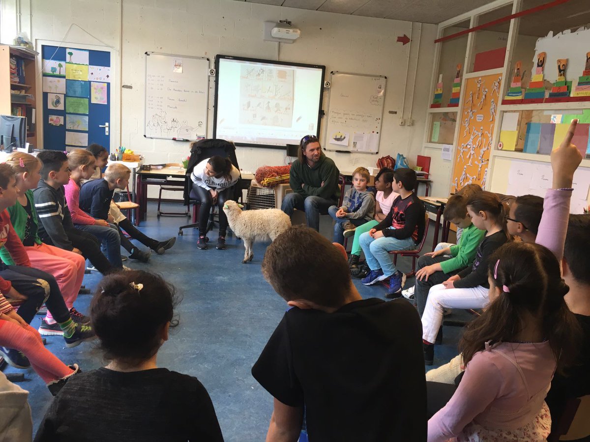 SheepatworkNL's tweet photo. Vandaag #educatief geweest met Spotje bij groep 3&amp;4 van basisschool @basisschoolDewatersnip @zoetermeer https://t.co/VoXTiW1sWO
