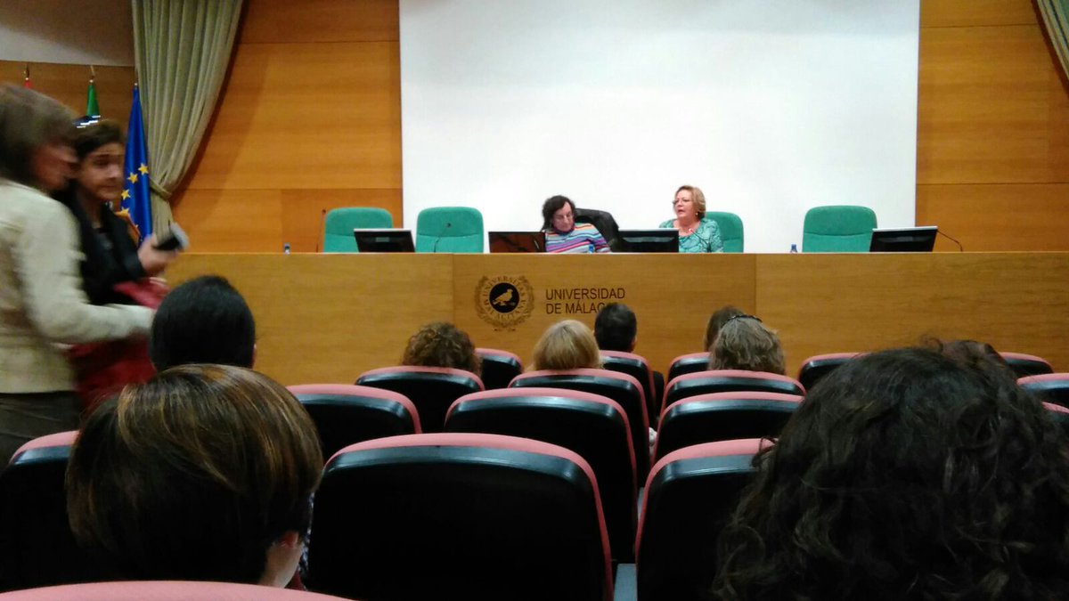aehm_uma's tweet photo. Mª Blanca Gómez Gª de Sola, presidenta de @aehm_uma, presenta la última jornada de los #30aehm en Rectorado @InfoUMA https://t.co/iTCDxF8rOx