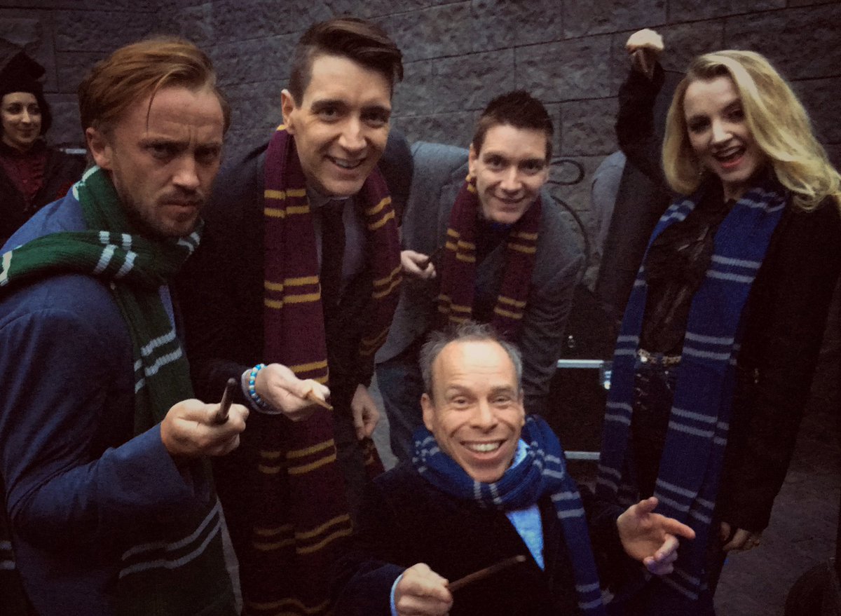 Me &amp; my 'students' backstage at the grand opening of @WizardingWorldUniversal <a href="/UniStudios/">Universal Studios Hollywood</a>. #SchoolReunion