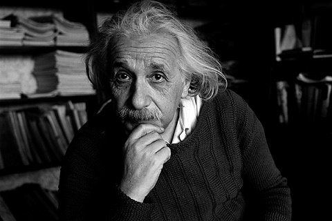 iyitweet's tweet photo. Otoriteye hiç düşünmeksizin inanıp teslim olmak, çağımızda hakikatın en büyük düşmanıdır.

Einstein https://t.co/oQayEEa3Bq