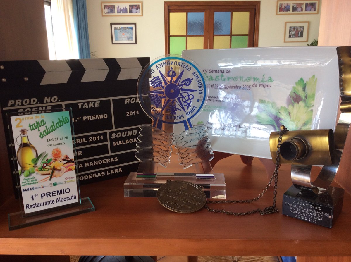 CocinaDeElisa's tweet photo. Hoy nos han entregado el Primer Premio de la 2ª #Ruta de la #TapaSaludable. ¡Gracias a todos por hacerlo posible! https://t.co/B4Au6jQAw7