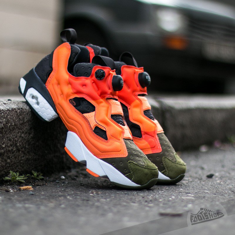 sneaker_wars's tweet photo. 【発売情報】 4月8日発売開始！
リーボック クラシック インスタポンプ フューリー ASYM ２COLORS 19,224円 (税込)
⇒https://t.co/ykVCNi4FOa
#sneakerwars https://t.co/lGxWPuhilA