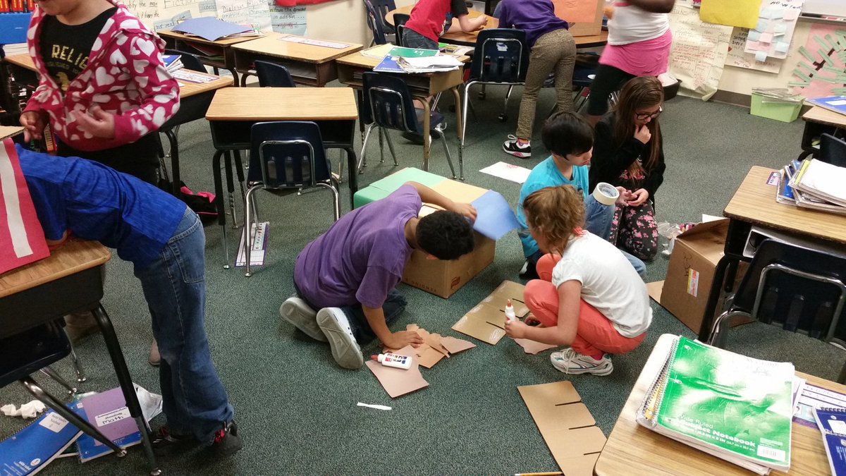 Forman2ndGrade's tweet photo. #Formanlearns #Formanfalcons Ms. Beavers class finishing up our unit on Force and motion by building games! https://t.co/WIouxf4iJ5