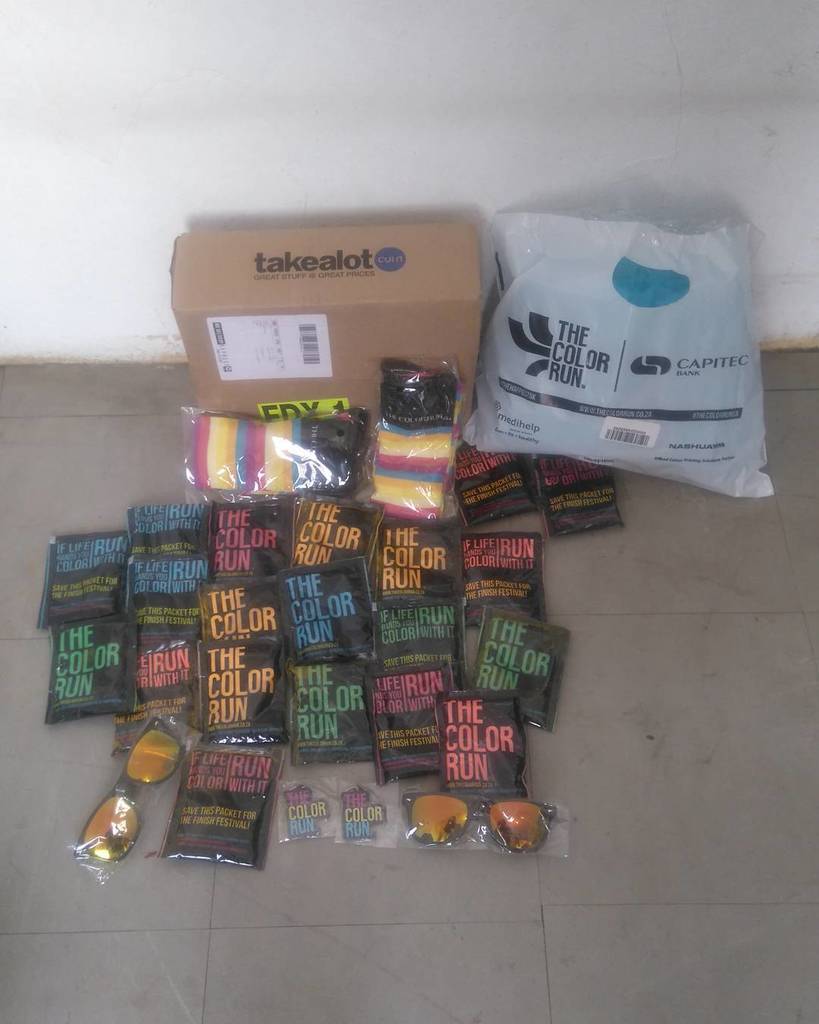imkat_mot's tweet image. thatguy_melusi by #ColourRun Goodies just delivered...... Now I cant wait. 17/04/2016 #ColorRunSoweto @thecolorruns…