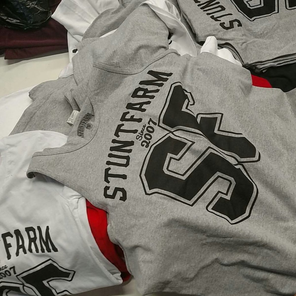 StuntFarm's tweet photo. LIMITED AS ALWAYS !
available on red, black, white, Heather gray, Royal blue Tank Tops
Get yours today!
#stuntfarm https://t.co/09934zn3CE