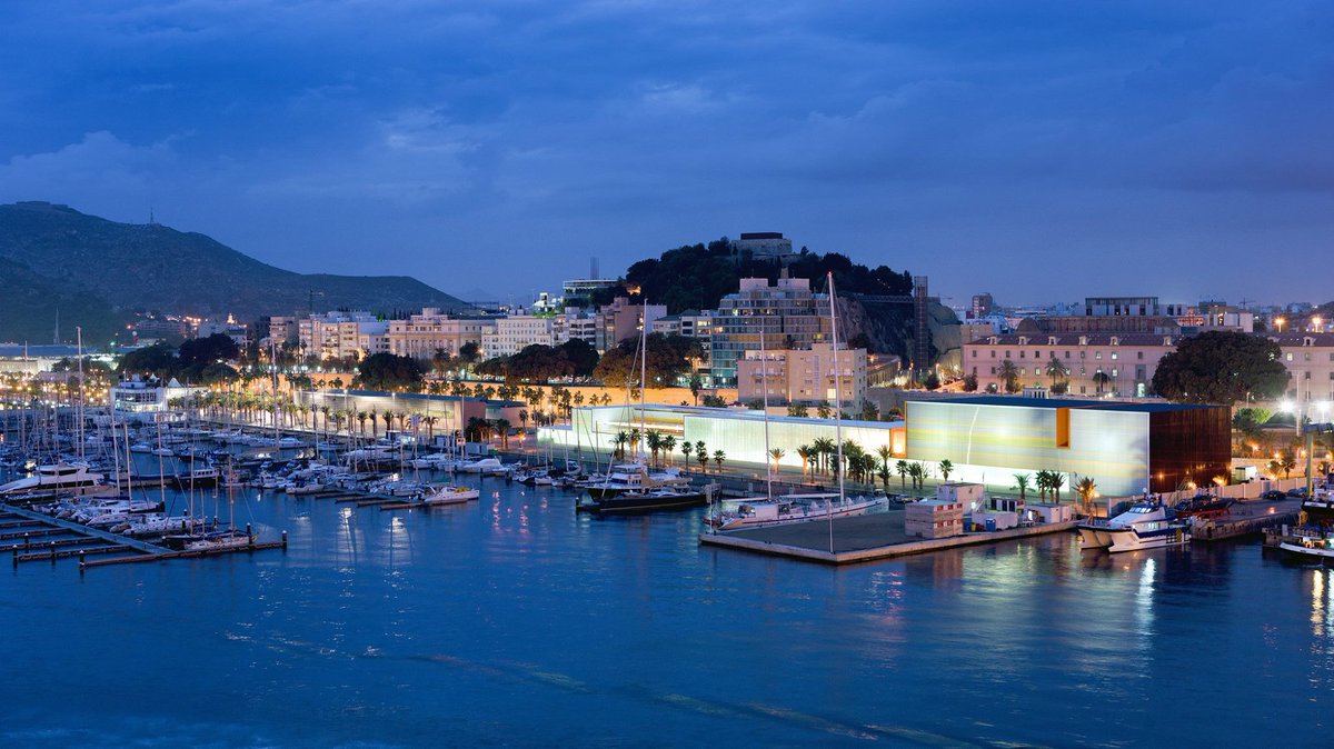 pedroabelmonte's tweet photo. Fotón la de esta noche en https://t.co/Z3Skx744Dz #puerto #cartagena #horaazul https://t.co/upbaGvl7yt