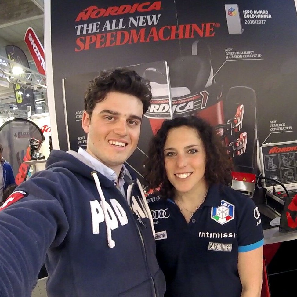 Brio23's tweet photo. Con una grande campionessa @FedeBrignone a @Prowinter 🎿👍 #prowinter2016 #fisalpine #worldcup https://t.co/srSPCVrEKh