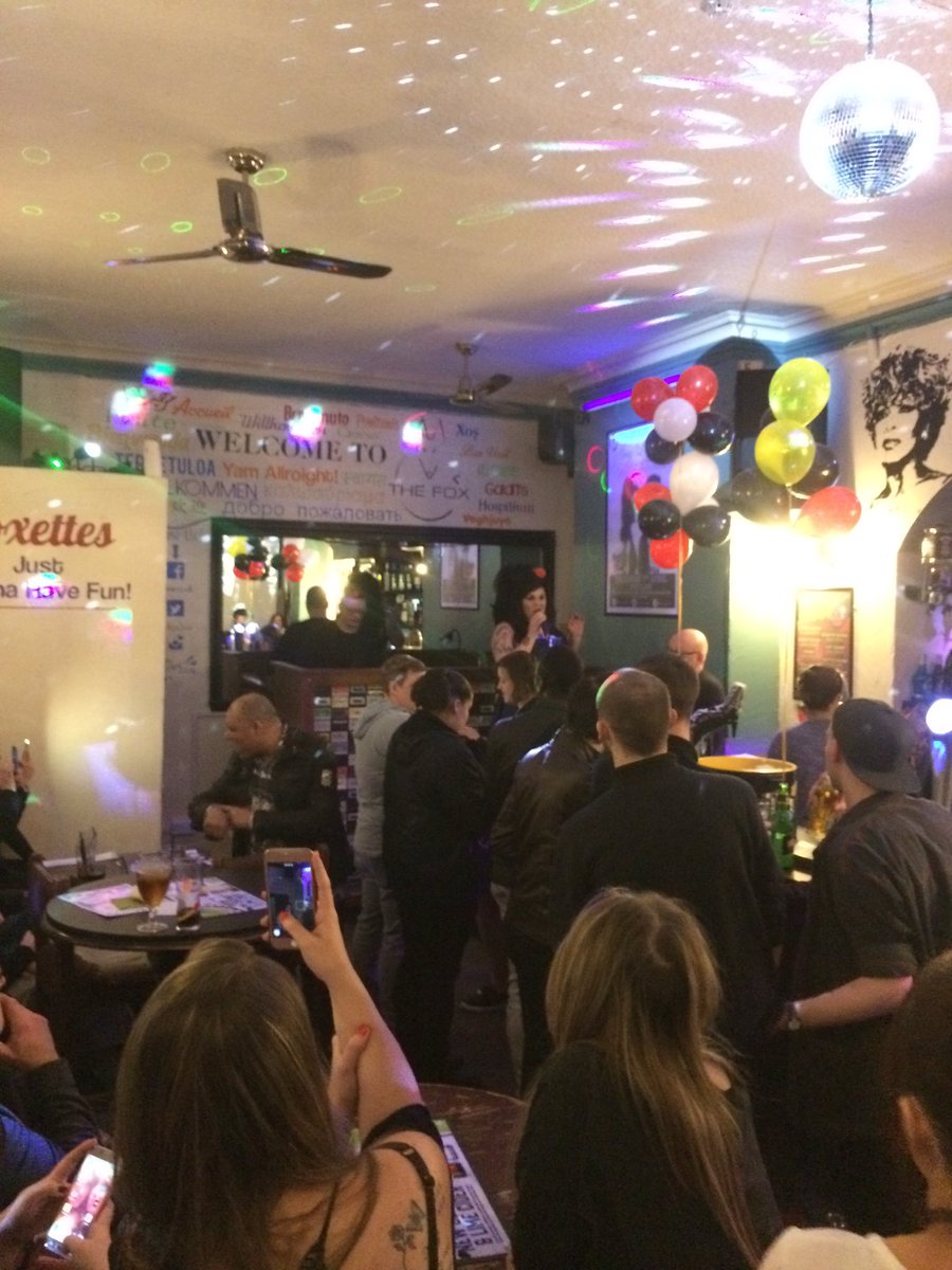 pulsepr_events's tweet photo. Amy has taken the stage! @AmyLaQueefa #LaQueefaTakeover https://t.co/hrY5RNnz3v