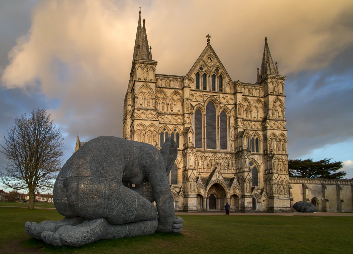 martinjamescook's tweet photo. #lovesalisbury @SalisburyCath @VisitWiltshire @around_sp1 https://t.co/docoqQEiRb