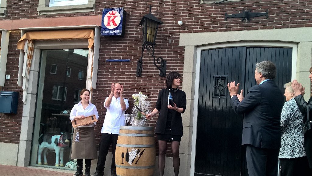 Vandaag opent ons bestuurslid Isabel Titulair haar restaurant wijnbar @aBelle_Horst, een droom die voor haar uitkomt