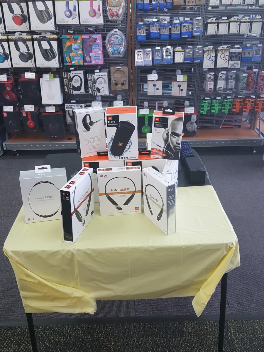 SprintStore7155's tweet photo. #gettingbettereveryday #movingforward #tableoftheday https://t.co/ZTfJJTZBgn