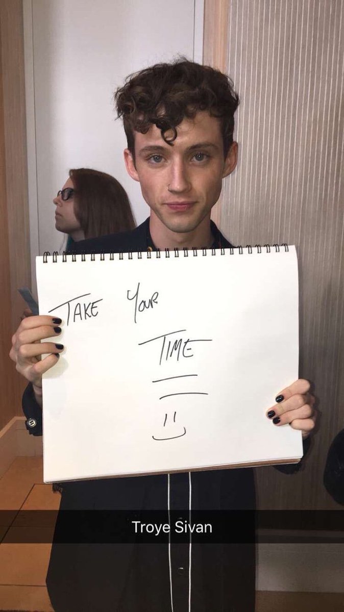 charlesliars's tweet photo. Why u are so cute? @troyesivan 
#asktroye https://t.co/GAqgQBlOsX