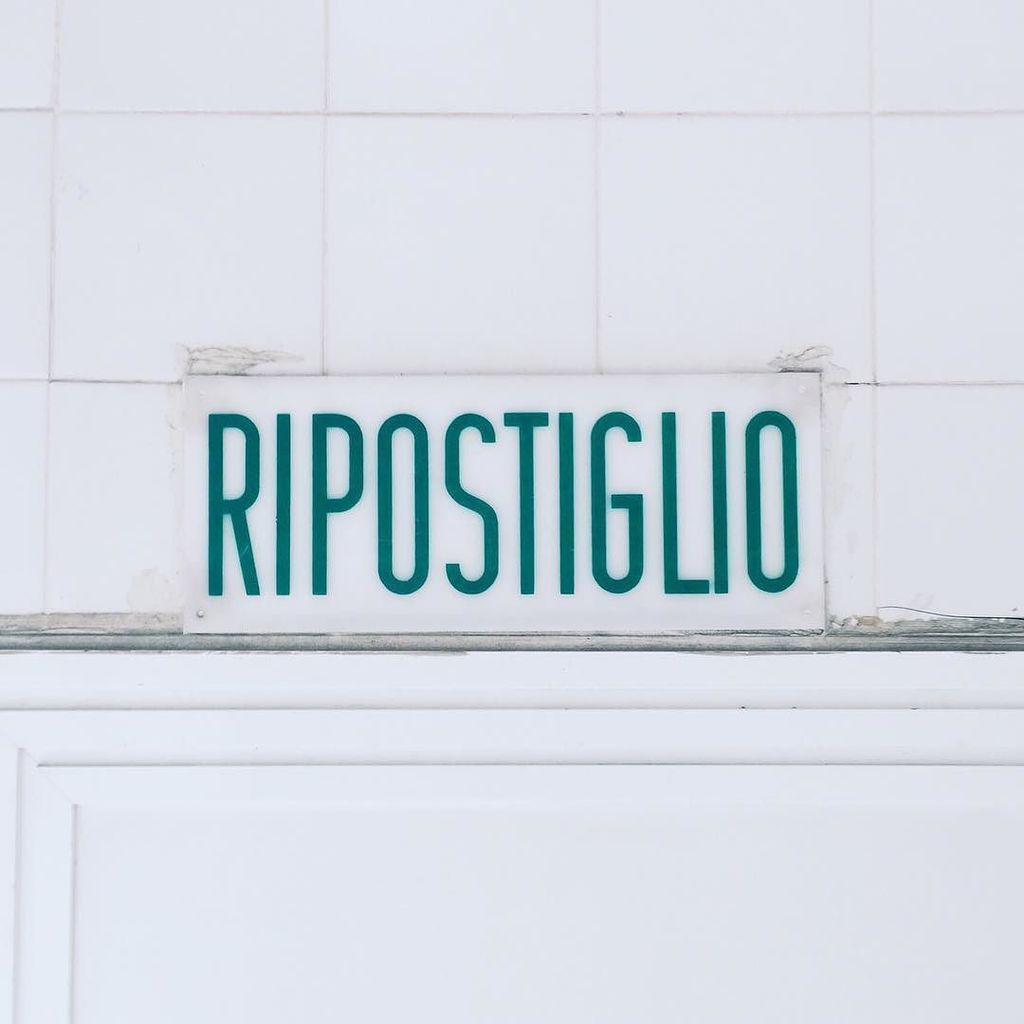 Even toilet signage is great in Italy, great sans! #typeofinterest ift.tt/1SgYtNL