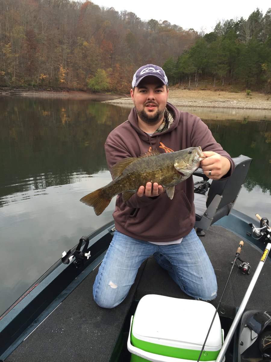 hcollaborative's tweet photo. Meet Chris! System Admin & bass boater. Likes: Stable infrastructure & @bigbangtheory/Dislikes:Mondays. #HIPweek16 https://t.co/vk8R6qeTdr