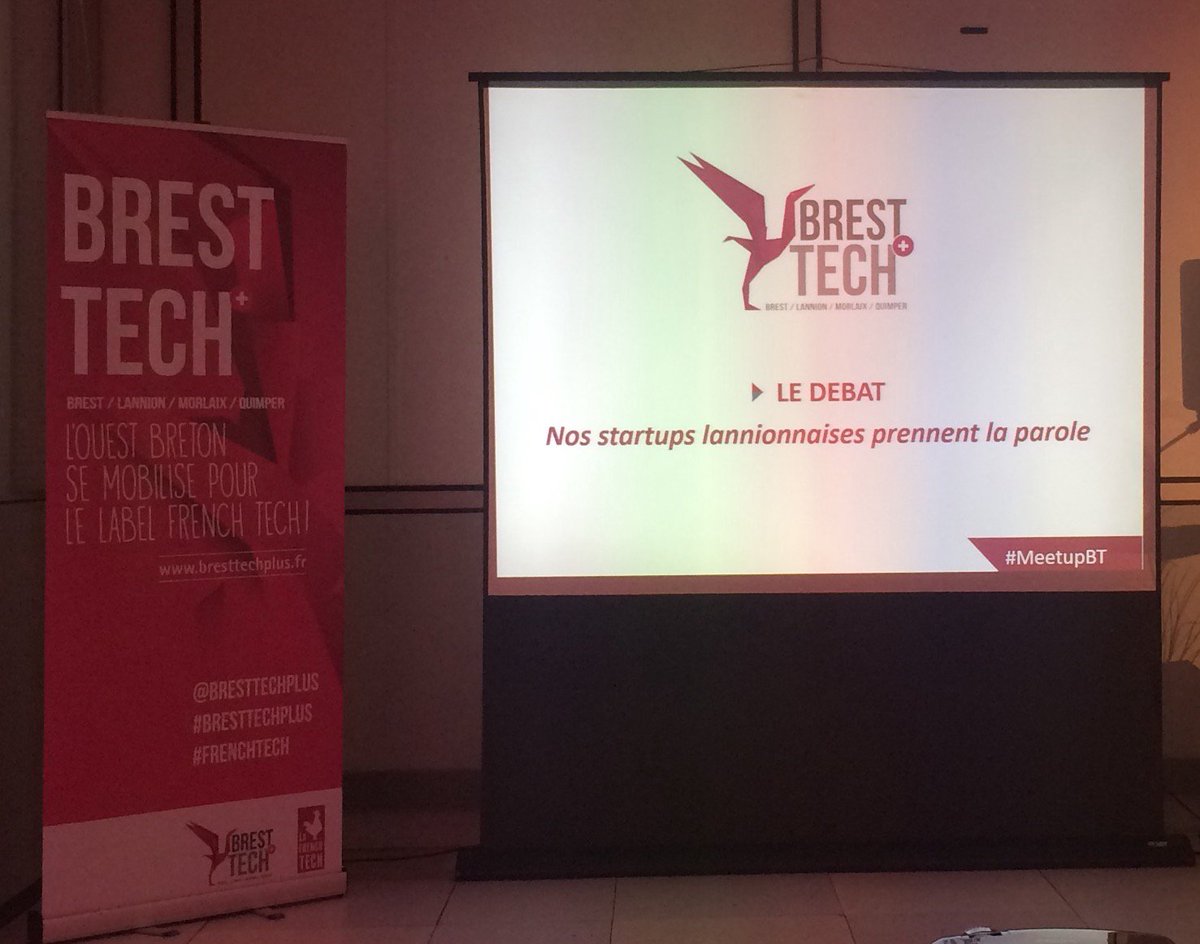 barbara_turpin's tweet photo. Débat entre entrepreneurs locaux : beaux succès/projets! #FrenchTech #MeetupBT Apitic Athemium @RegisGod @PredicSis https://t.co/pFHVbmalDt