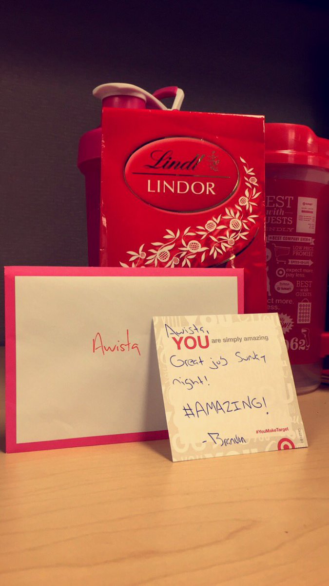 Awista_Target's tweet image. Went overnight for LOG last weekend &amp;amp; returned to some goodies on my desk! Thanks ETL Caleb &amp;amp; plano TM Brandon! ❤️🎯🤗
