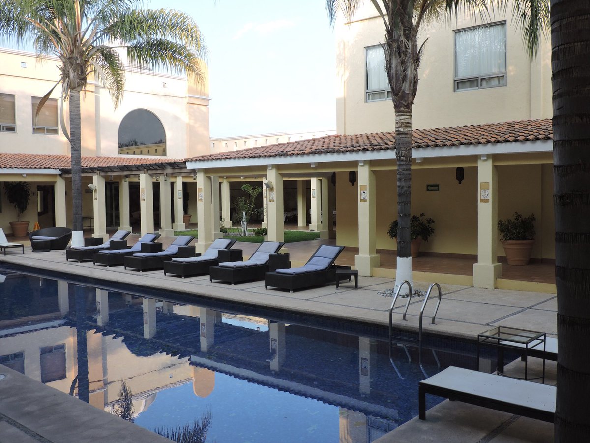 MarriottIxtapan's tweet photo. @jgarciabejos El descanso también es importante! 👌🏻 #DiaMundialdelaSalud #FelizJueves #TecilliSpa https://t.co/mnh2IoZMYU