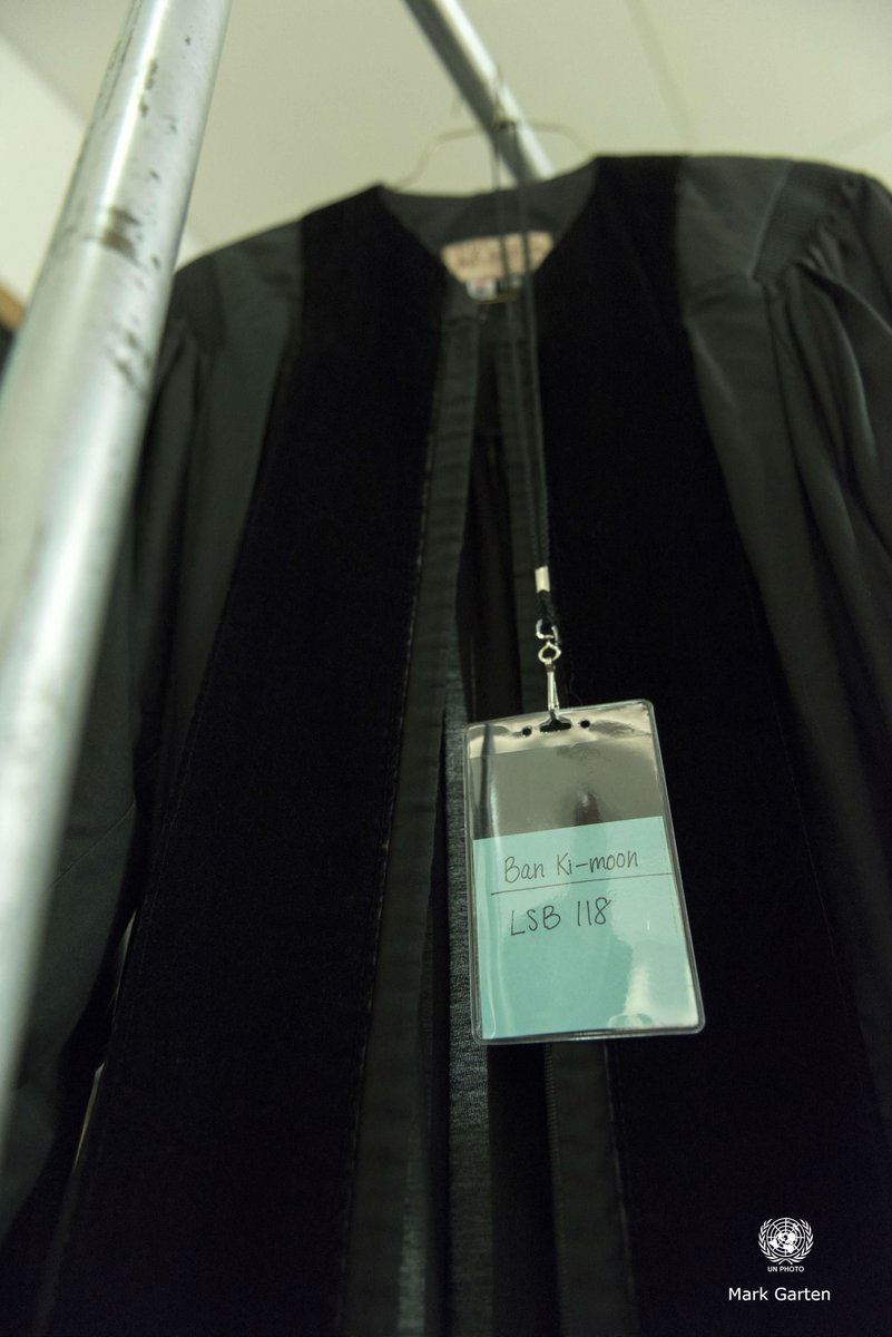 UN_Photo's tweet photo. Behind-the-scenes: Gown ready for @UN Secretary-General before he receives an honorary degree from @LoyolaMarymount https://t.co/G8ez7GZhVn