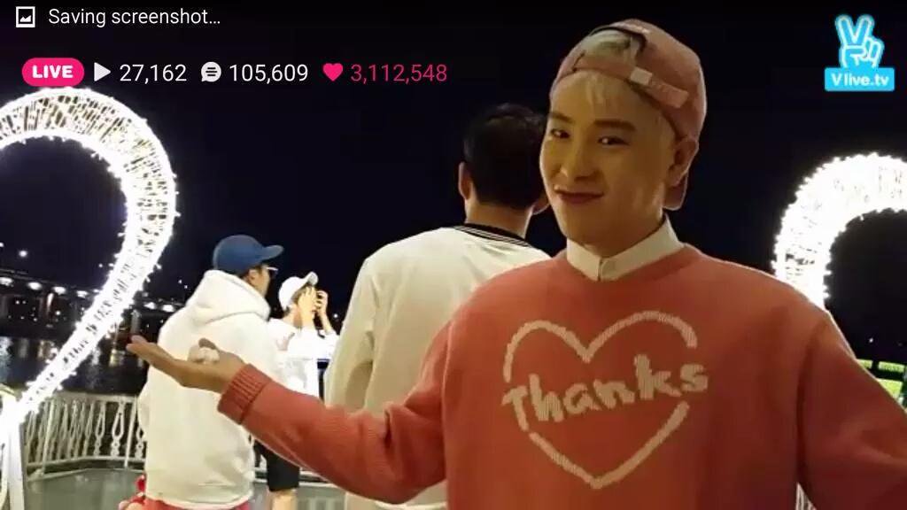 Blockbderp's tweet photo. Jaehyo se shippea con Zico🌚🌚 https://t.co/OygdB2MOkZ