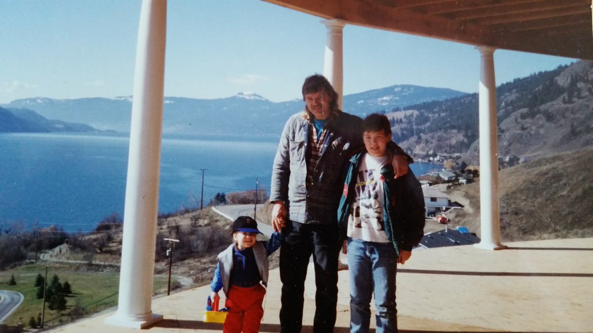 HankBangma's tweet photo. # Throw back Thursday, my sons, @ryanbangma and Colton, 1994.#okanagan lake https://t.co/wf9SLqNfUv