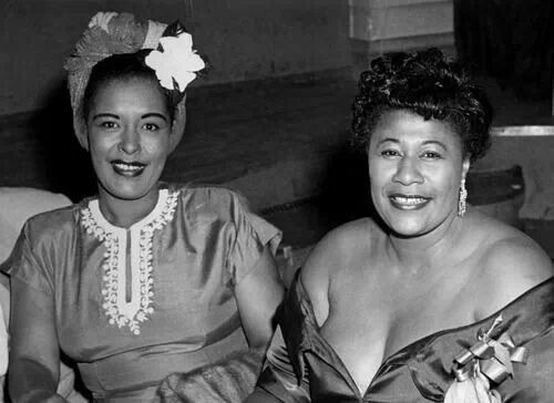 globaljazzqueen's tweet photo. "What comes out is what I feel."-BILLIE HOLIDAY (Pic: Billie w/Ella Fitzgerald) #BillieBday #Timeless #Pioneer #jazz https://t.co/5Hgstj0hqd
