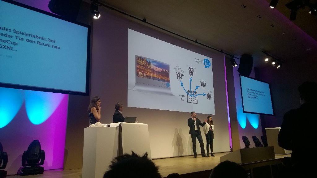 crashwawa's tweet photo. Prix coup de coeur de @voyagessncf_com décerné par @nicolasfaesch : OPENHI !!!! #ImagineCup #France #Travel https://t.co/FPD8oVSZfp