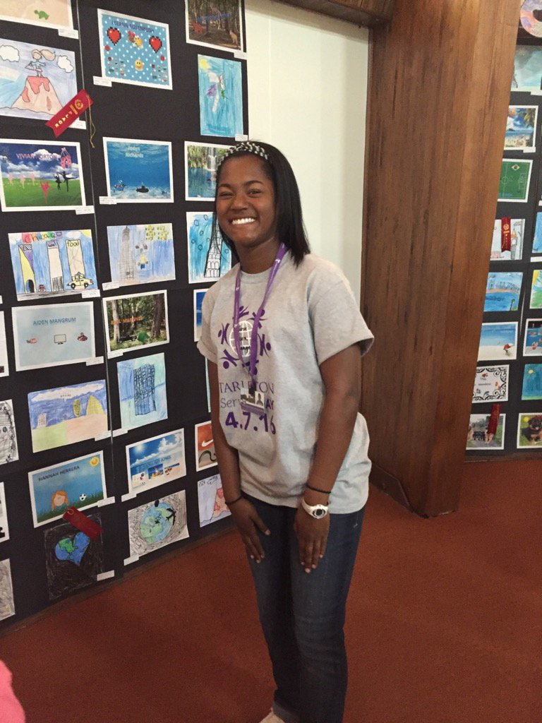 AnnCalahan's tweet photo. With 2nd Graders from Chamberlin attending the Elementary Art Show https://t.co/mY7XeXap5r