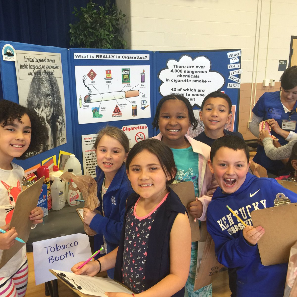 BRKPrincipal's tweet image. Health Fair with UofKy Nursing students. #balancedliving #balancedlearning