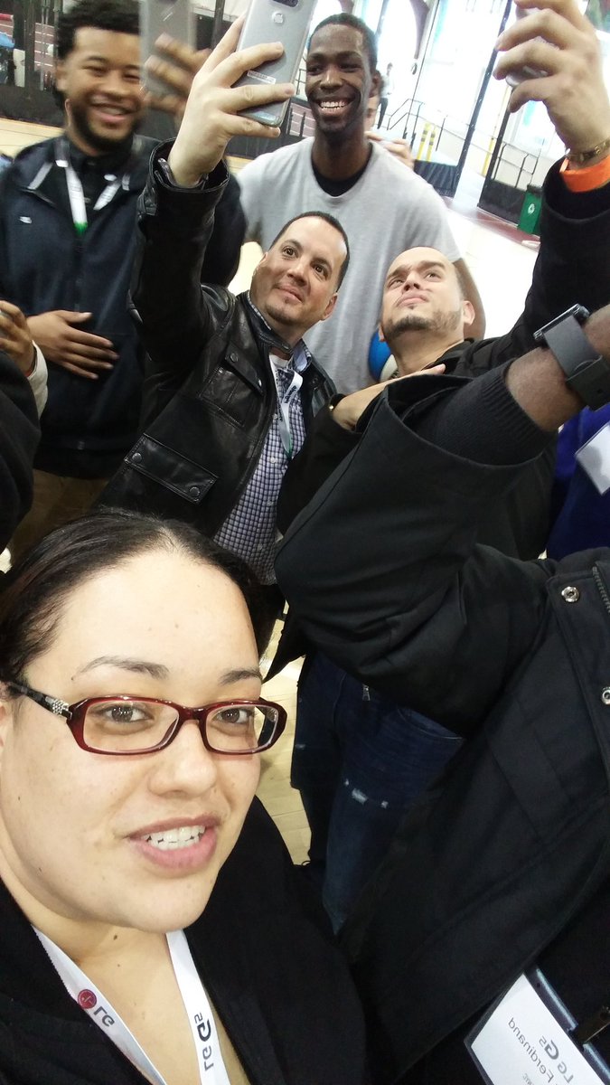 BabsP986's tweet photo. @SellWithLG #LGG5NYC https://t.co/mJ1irPAwN8