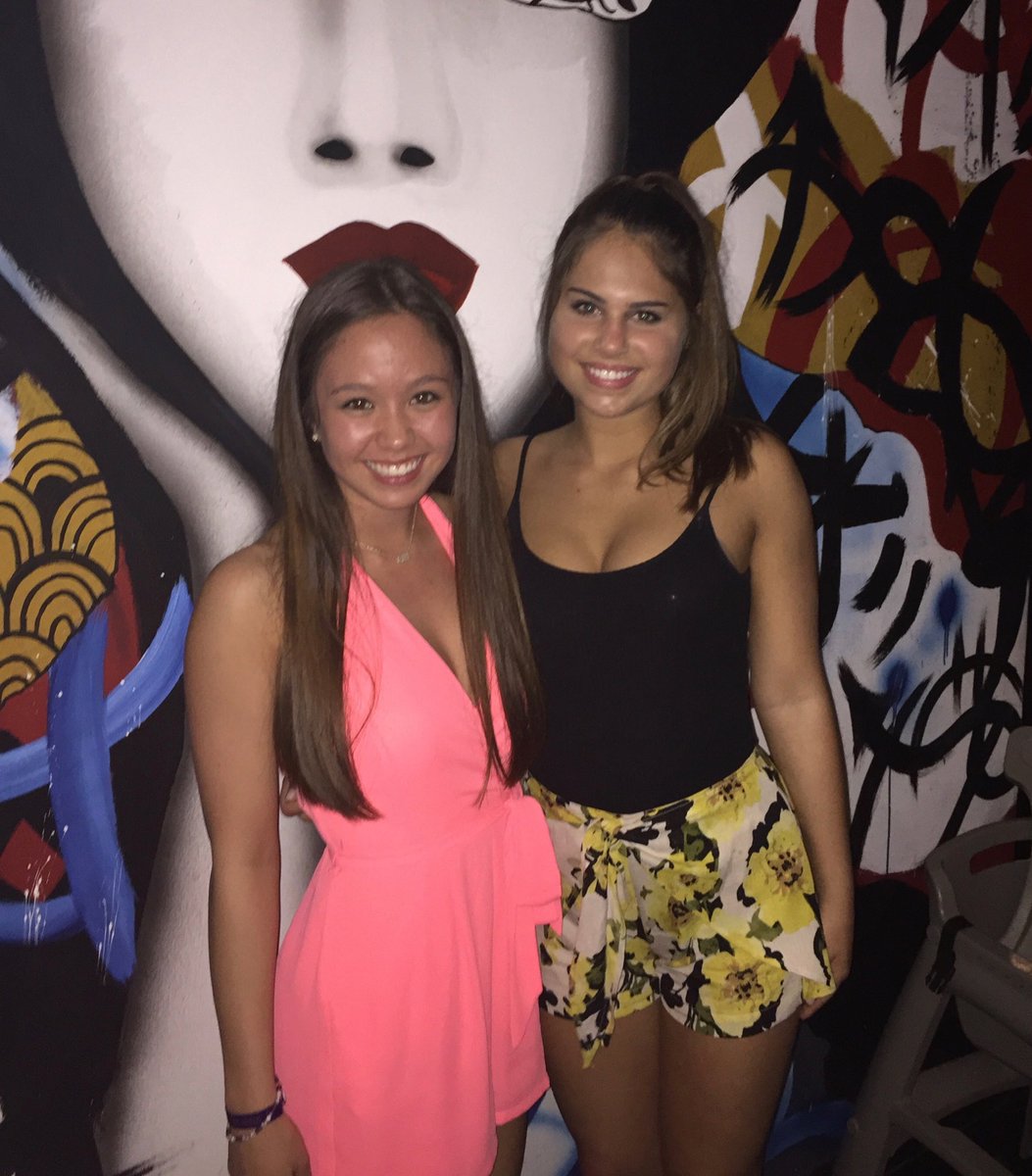 _bellacarpenter's tweet photo. Happy Birthday @_laurensawyer 🍚 love you :) https://t.co/51CS3Szpkm