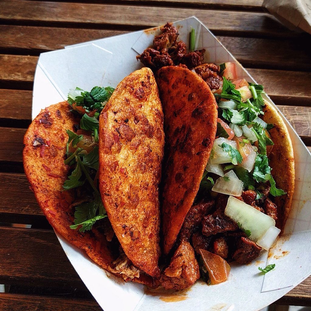 Lunch is served <a href="/el_rojos/">ElRojos</a> #tacos #montrosehtx #elrojos