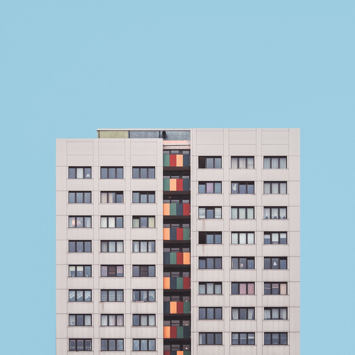 thelostprairie's tweet photo. The post-war #architecture of #Berlin is depicted in Malte Brandenburg’s project Stacked https://t.co/Ylokop9gmE https://t.co/hfVknv2Pxb
