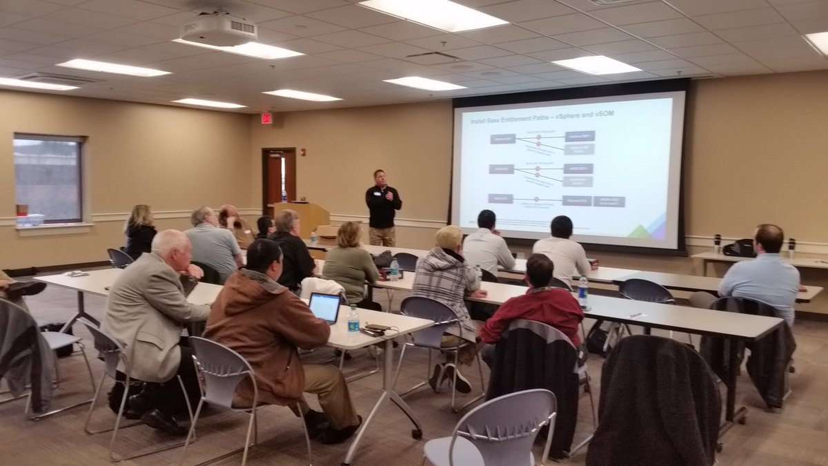 JustinAdams159's tweet image. Todd Bullerdick explaining vSphere licensing changes at Lexington VMUG  #VMUG #LexVMUG