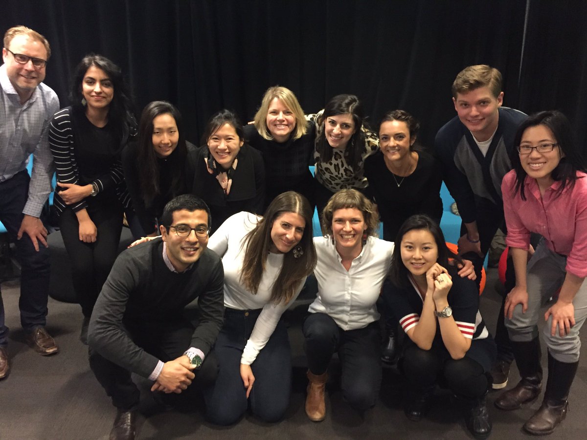 ClaireBure's tweet image. Sixth improv class @MaRSDD! Practicing being on our toes - spontaneous presentations w PowerPoint improv #marsprov