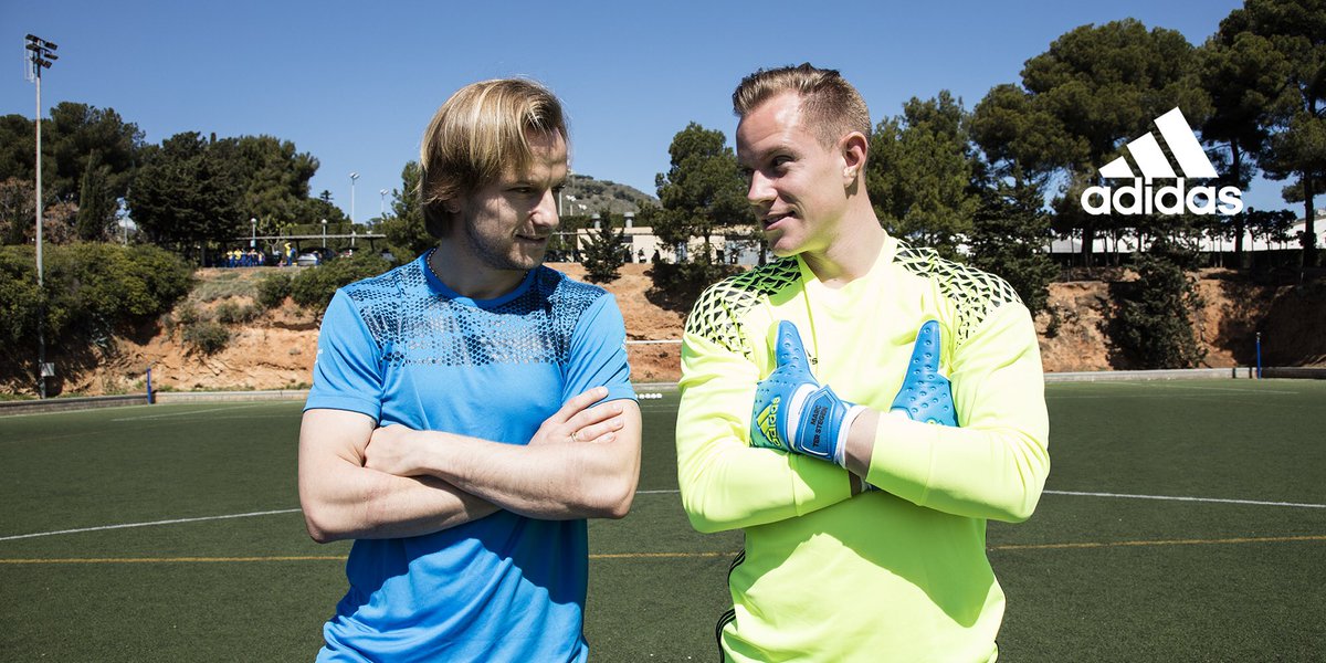 adidas_ES's tweet photo. Reto del larguero: @ivanrakitic vs @mterstegen1 
¿Quién ganará?Descúbrelo:https://t.co/HuhhkvyvWM 
👻: adidasfootball https://t.co/YGcYe5qepY