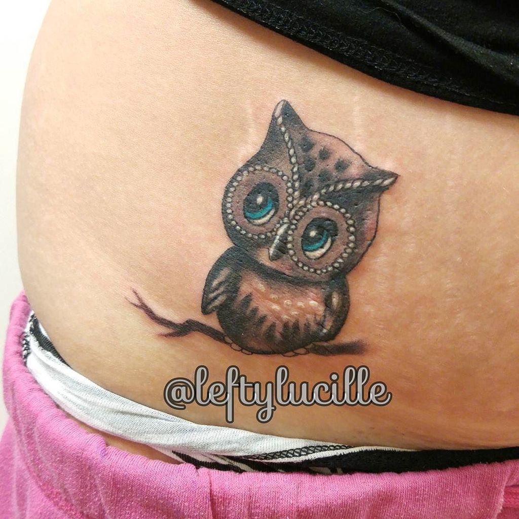 LeftyLucille's tweet photo. Super cute little #owltattoo
#AlbanyNY #TroyNY #enjoytroy #TriedAndTrueTattooCo #Schenect… https://t.co/N4Cx6FLXlc https://t.co/8dly148IMy