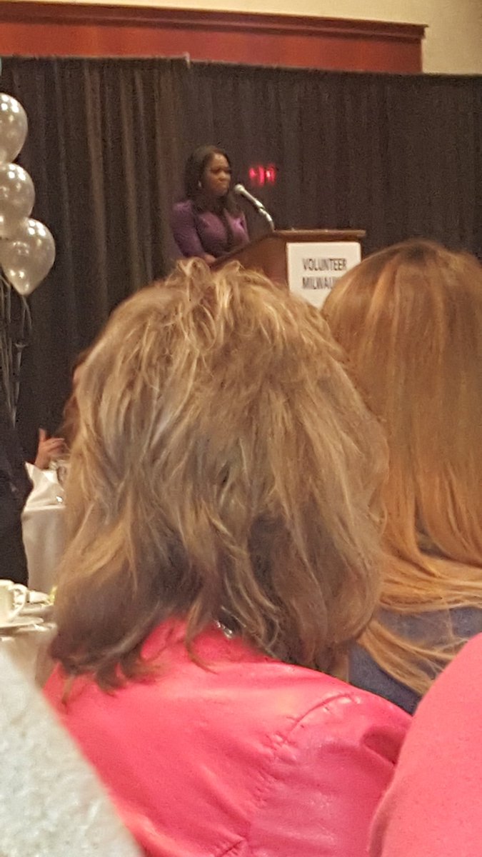 sjbnuevue's tweet photo. Inspire by Example Celebration. Honored to serve as a judge again. Thanks for hosting again @WISN_Melinda. https://t.co/oRdCno368A