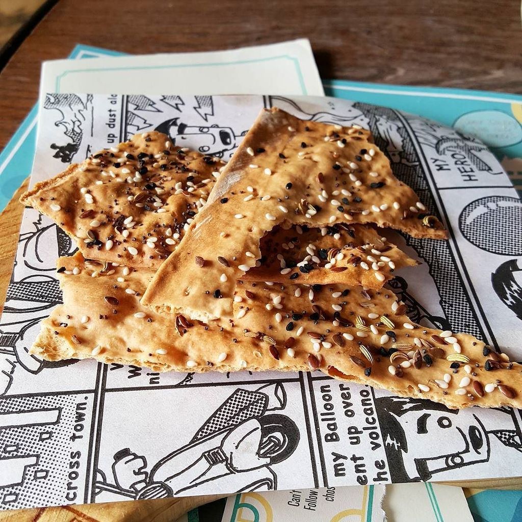 tinnedtoms's tweet photo. Or would you rather have some seeded crackerbread? #crackers #crackerbread #seeds #starter #snack #snacks #nibbles https://t.co/SqTuyv81Vk