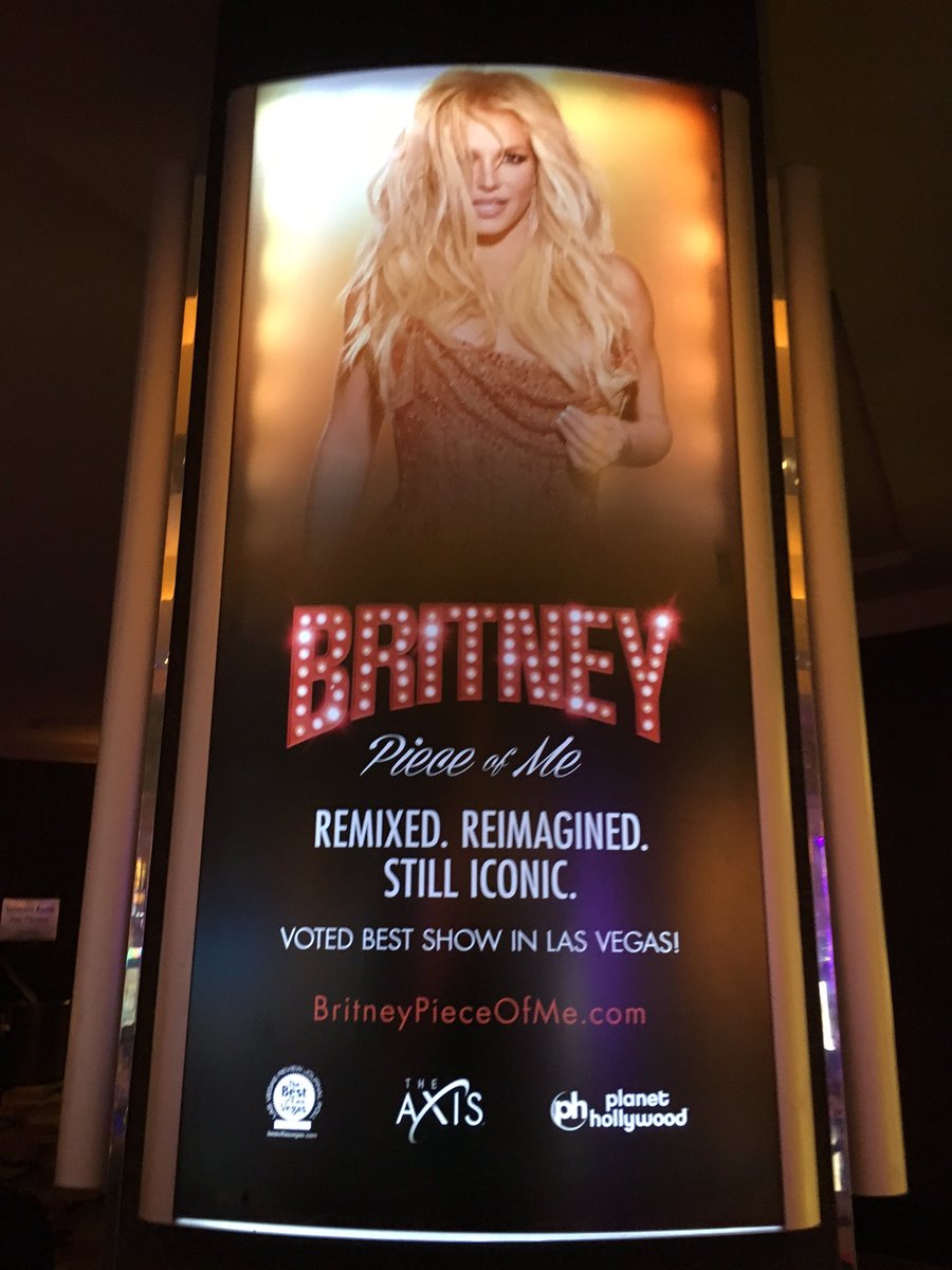 AndrewDixon8's tweet photo. This show is a must see!! 😀😀😃😃
@britneyspears #PieceOfMe #PieceOfMeIsBack #ItsBritneyBitch #LasVegas @PHVegas https://t.co/WF2Qht4GIJ