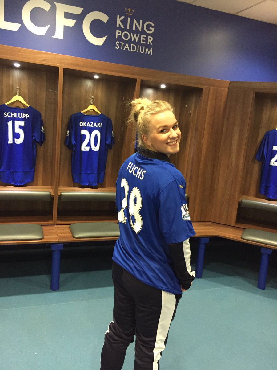 Smithdawwwg's tweet photo. Snuck in and robbed your shirt @FuchsOfficial 🙊 @extrajason https://t.co/yrCE1jmPMO