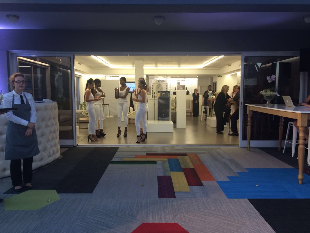 pentafloor's tweet photo. Our guest have arrived and the show has started! @VISI_Mag @MrTyilo @ShawContract https://t.co/5odtWXser3