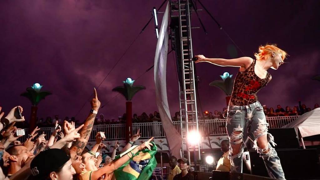 paramorism's tweet photo. #paramore: Thank you to everyone who joined us on the second voyage of PARAHOY last month! Watch a video of some of… https://t.co/iC7hx1Gpss