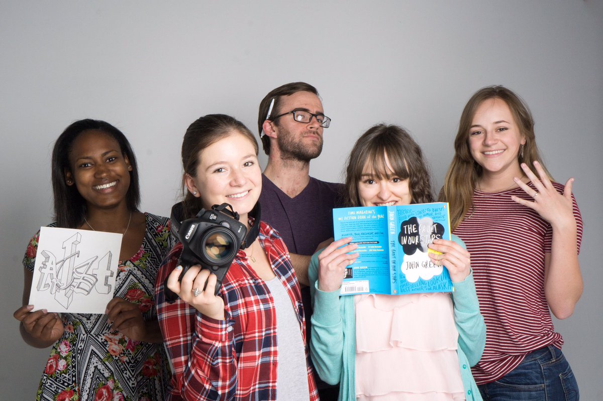 cheymumph's tweet photo. IT'S THURSDAY! Grab a Lumberjack, we have an entertaining one for you. 📰#ItsLit #ArtAndLit #GetIt #ThemedIssue https://t.co/UEEMIhE3ft