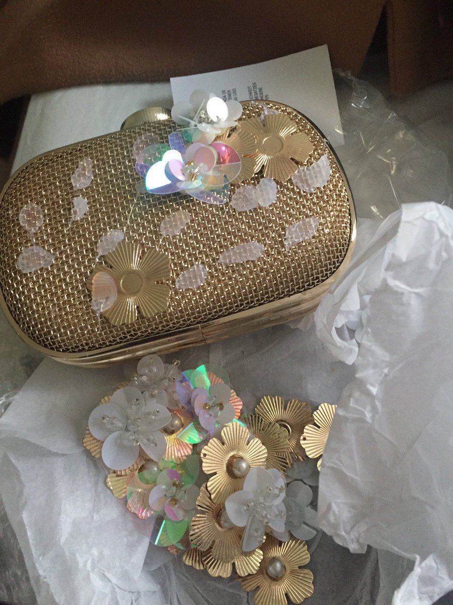 eminocco's tweet photo. @ASOS_HeretoHelp so sad. Look what arrived in the post. #broken https://t.co/CAOIXOltDh