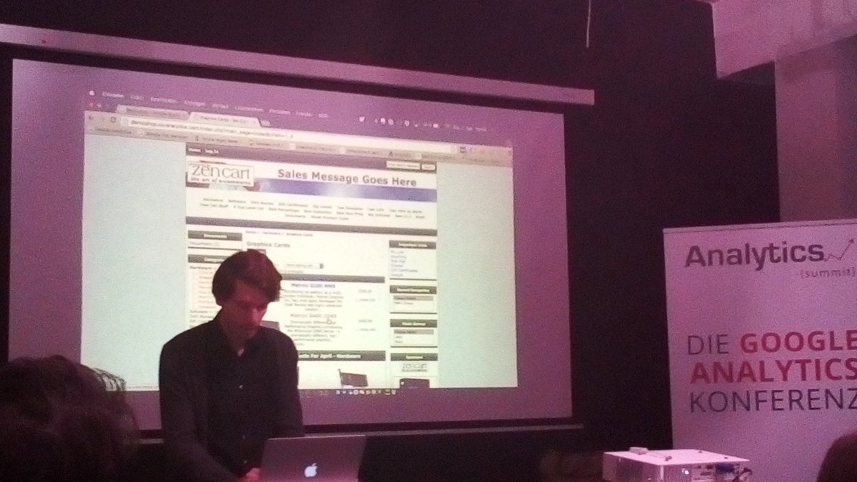 dskom's tweet image. #Analytics #HackChallenge #1: Coole #CustomDimensions inkl. interessanter User-Insights für #eCommerce Projekte 😎