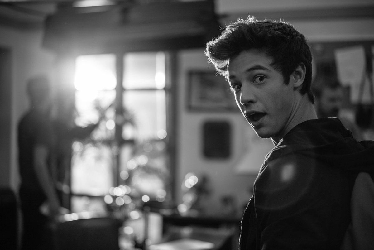 AwesomenessFilm's tweet image. Throwing it back to our very first 🎬🎞🎥. Hi @camerondallas 👋 #TBT #ExpelledMovie