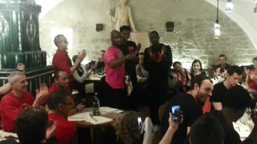 ici_alsace's tweet photo. EXCLU VIDEO Mots émouvants du capitaine @sigstrasbourg après la qualif pr la finale #Eurocup https://t.co/n3bdvbmfWZ https://t.co/vumJD9wY56