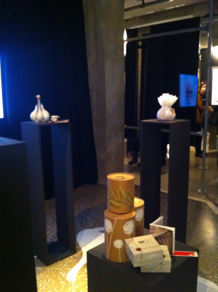 ferteranando's tweet photo. Magnífica expo #ADesignSDR Enhorabuena Colegio de Arquitectos @SantanderWorld https://t.co/qoXk6bGNSu
